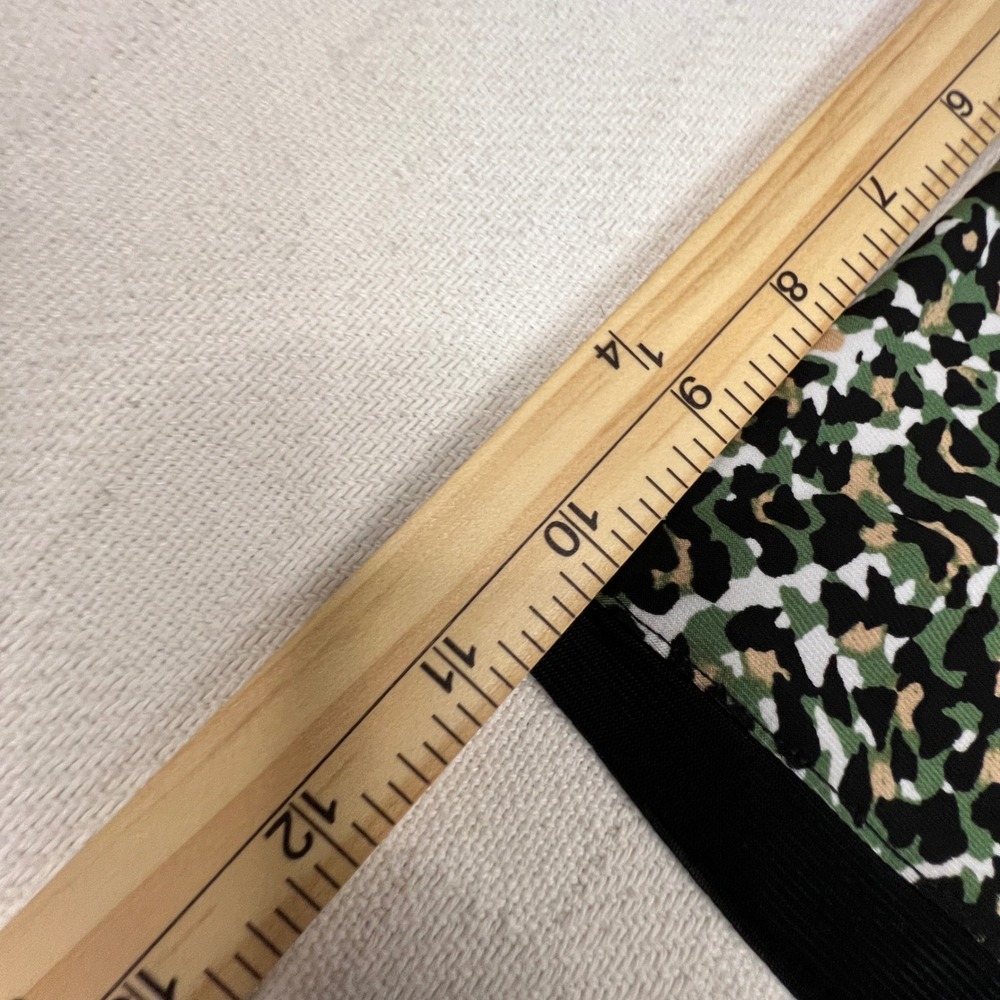 Anne Klein Green Black Leopard Print Short Sleeve Blouse Mesh Trim Top - Picture 8 of 10